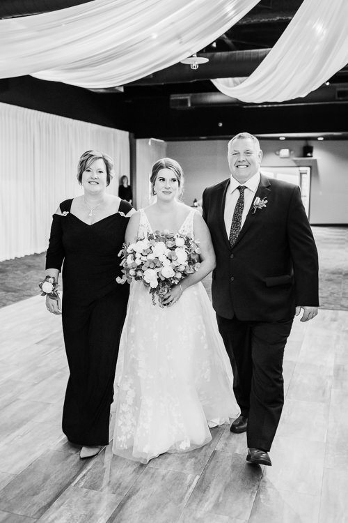 Molly & Jake - Married - Blog Size - Nathaniel Jensen Photography - Omaha Nebraska Wedding Photographer-481.jpg