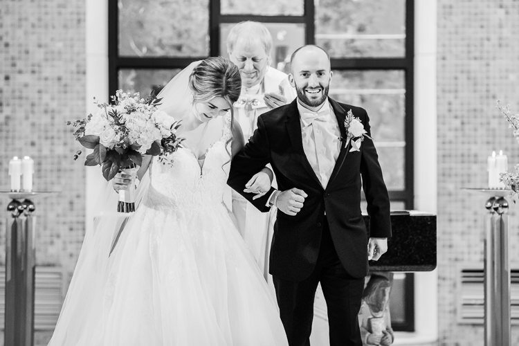 Shelbi & Colby - Married - Blog Size - Nathaniel Jensen Photography - Omaha Nebraska Wedding Photographer-203.jpg