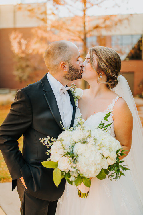 Shelbi & Colby - Married - Blog Size - Nathaniel Jensen Photography - Omaha Nebraska Wedding Photographer-224.jpg