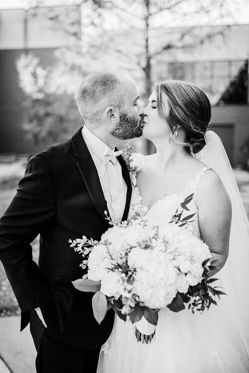 Shelbi & Colby - Married - Blog Size - Nathaniel Jensen Photography - Omaha Nebraska Wedding Photographer-225.jpg