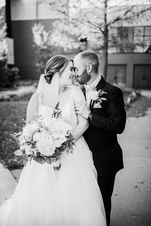 Shelbi & Colby - Married - Blog Size - Nathaniel Jensen Photography - Omaha Nebraska Wedding Photographer-235.jpg