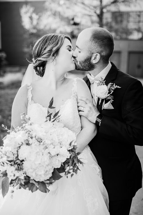 Shelbi & Colby - Married - Blog Size - Nathaniel Jensen Photography - Omaha Nebraska Wedding Photographer-238.jpg