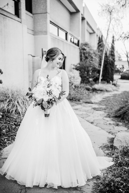 Shelbi & Colby - Married - Blog Size - Nathaniel Jensen Photography - Omaha Nebraska Wedding Photographer-263.jpg