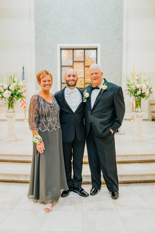 Shelbi & Colby - Married - Blog Size - Nathaniel Jensen Photography - Omaha Nebraska Wedding Photographer-286.jpg