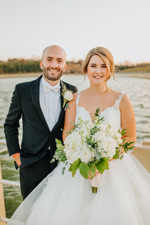 Shelbi & Colby - Married - Blog Size - Nathaniel Jensen Photography - Omaha Nebraska Wedding Photographer-442.jpg