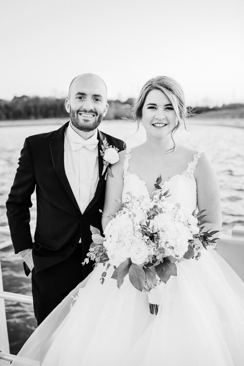 Shelbi & Colby - Married - Blog Size - Nathaniel Jensen Photography - Omaha Nebraska Wedding Photographer-443.jpg
