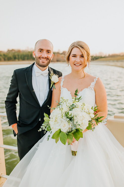 Shelbi & Colby - Married - Blog Size - Nathaniel Jensen Photography - Omaha Nebraska Wedding Photographer-444.jpg