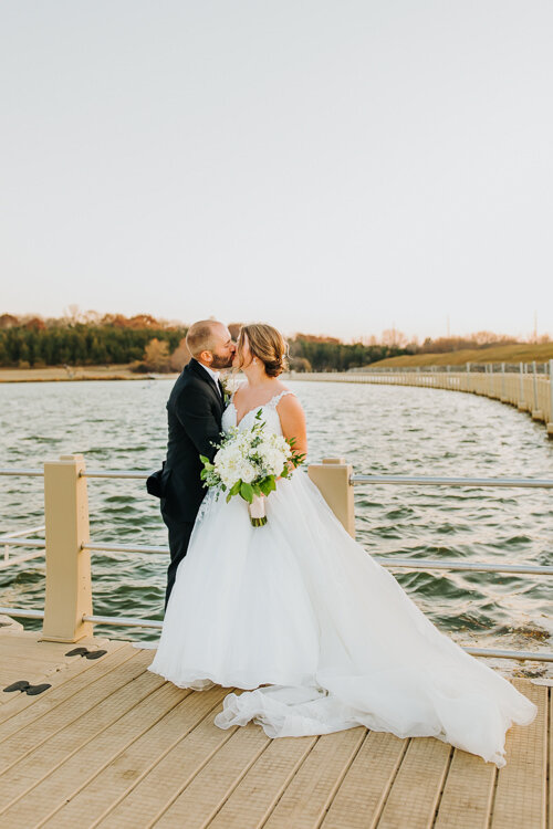 Shelbi & Colby - Married - Blog Size - Nathaniel Jensen Photography - Omaha Nebraska Wedding Photographer-449.jpg