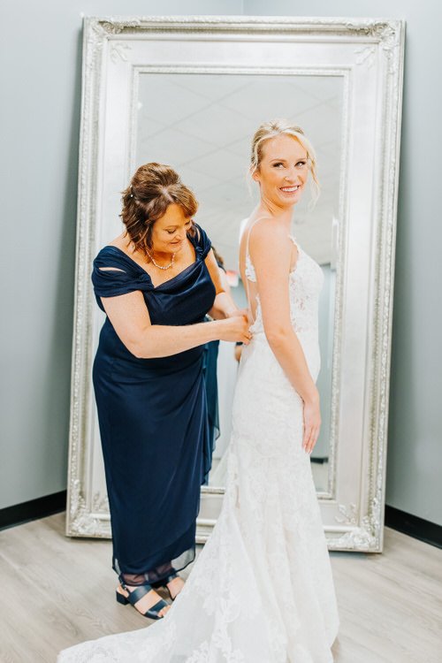 Caitlin & Evan - Married - Nathaniel Jensen Photography - Omaha Nebraska Wedding Photographer-76.JPG