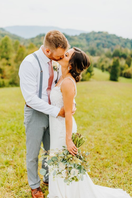Kylie & Brandon - Married - Nathaniel Jensen Photography - Omaha Nebraska Wedding Photographer-335.JPG