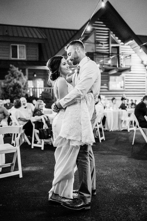 Kylie & Brandon - Married - Nathaniel Jensen Photography - Omaha Nebraska Wedding Photographer-603.JPG