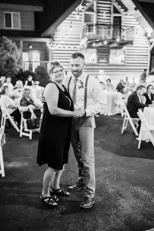 Kylie & Brandon - Married - Nathaniel Jensen Photography - Omaha Nebraska Wedding Photographer-625.JPG