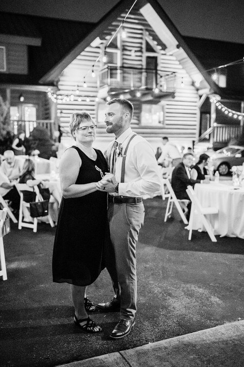 Kylie & Brandon - Married - Nathaniel Jensen Photography - Omaha Nebraska Wedding Photographer-628.JPG