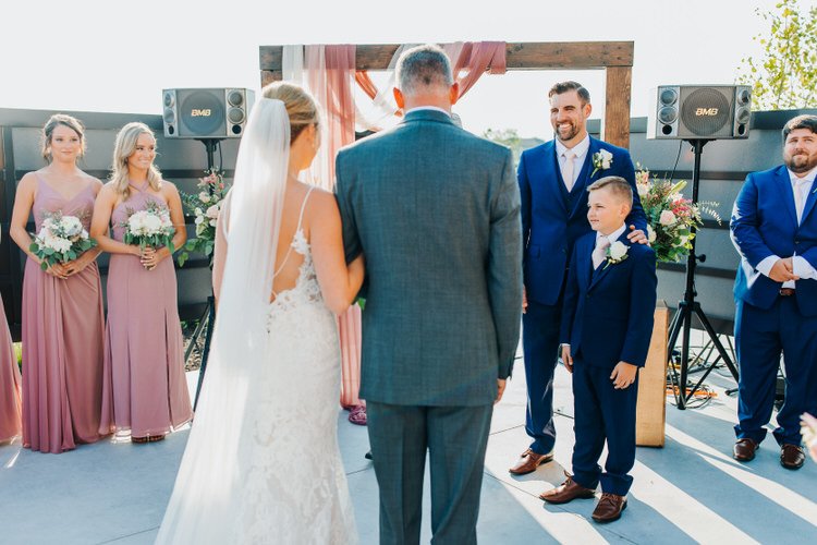 Caitlin & Evan - Married - Nathaniel Jensen Photography - Omaha Nebraska Wedding Photographer-530.JPG