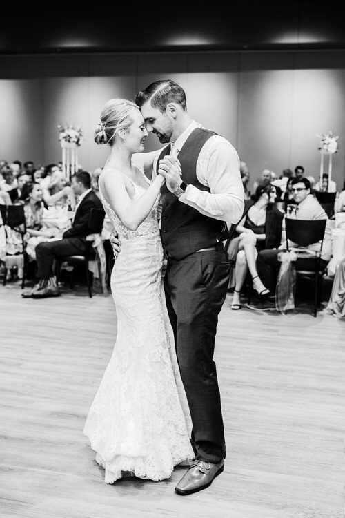 Caitlin & Evan - Married - Nathaniel Jensen Photography - Omaha Nebraska Wedding Photographer-739.JPG