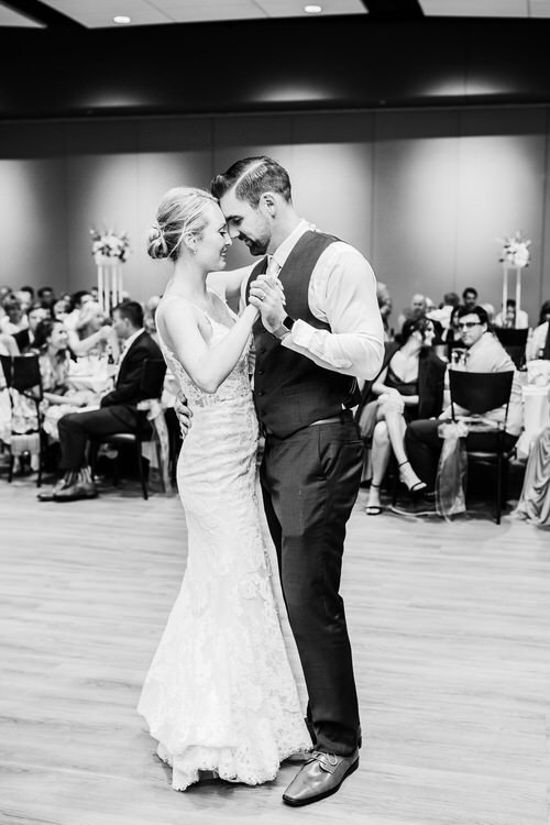 Caitlin & Evan - Married - Nathaniel Jensen Photography - Omaha Nebraska Wedding Photographer-741.JPG