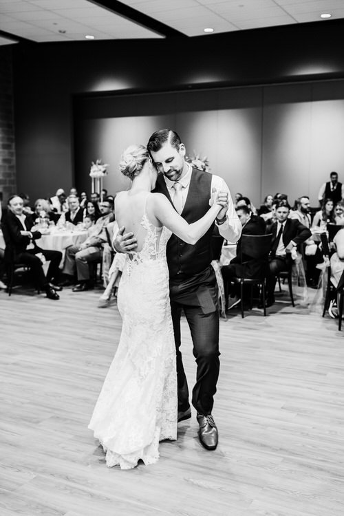 Caitlin & Evan - Married - Nathaniel Jensen Photography - Omaha Nebraska Wedding Photographer-743.JPG