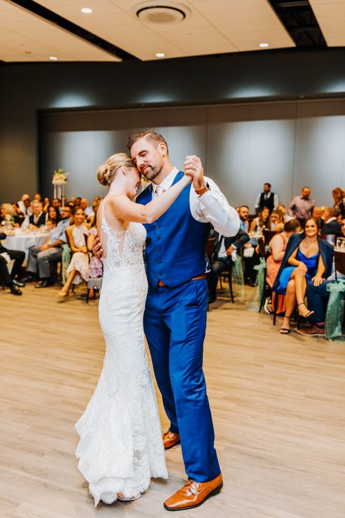 Caitlin & Evan - Married - Nathaniel Jensen Photography - Omaha Nebraska Wedding Photographer-744.JPG