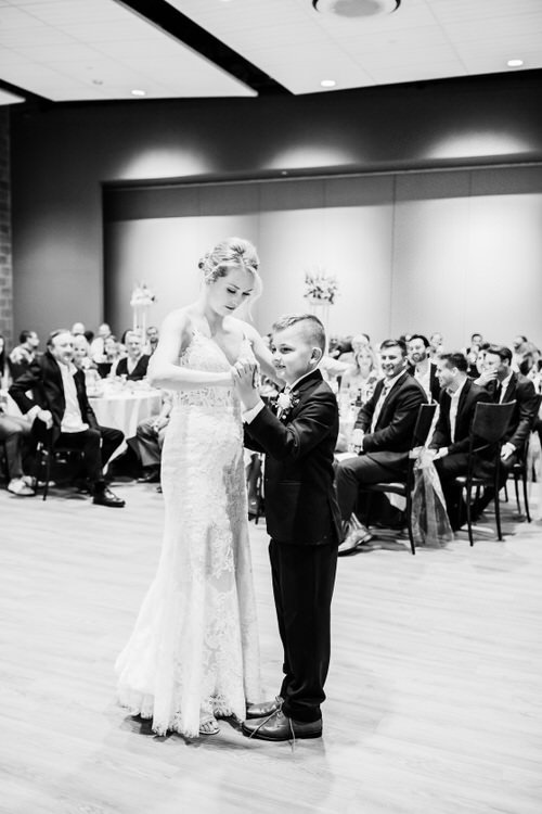 Caitlin & Evan - Married - Nathaniel Jensen Photography - Omaha Nebraska Wedding Photographer-822.JPG
