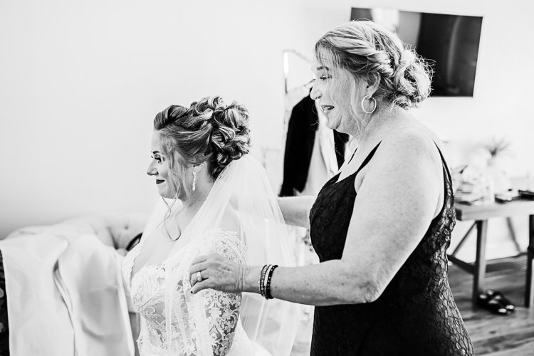 Kenzie & Robyn - Married - WEB - Nathaniel Jensen Photography - Omaha Nebraska Wedding Photographer-127.JPG