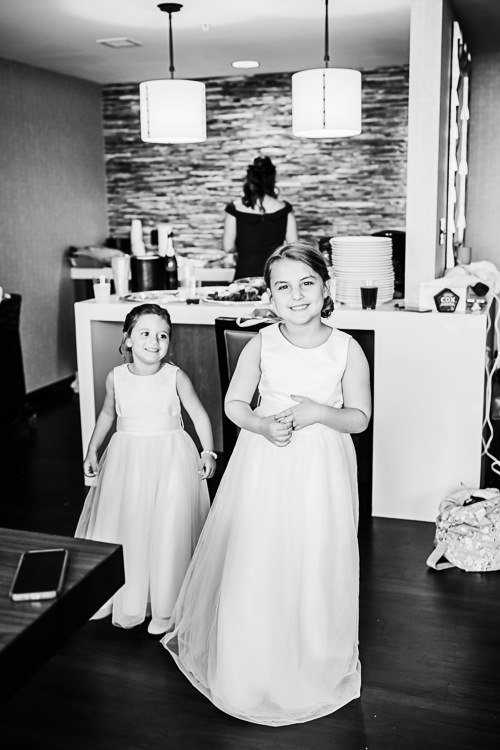 Maggie & Chris - Married - WEB - Nathaniel Jensen Photography - Omaha Nebraska Wedding Photographer-31.JPG