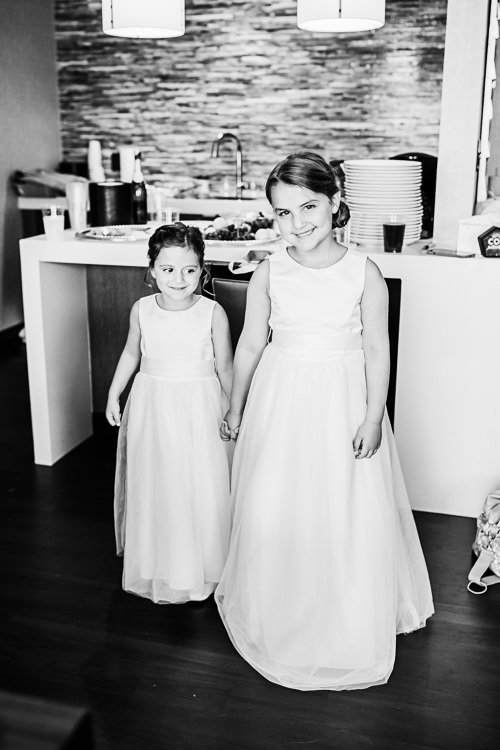 Maggie & Chris - Married - WEB - Nathaniel Jensen Photography - Omaha Nebraska Wedding Photographer-32.JPG