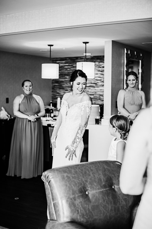 Maggie & Chris - Married - WEB - Nathaniel Jensen Photography - Omaha Nebraska Wedding Photographer-42.JPG