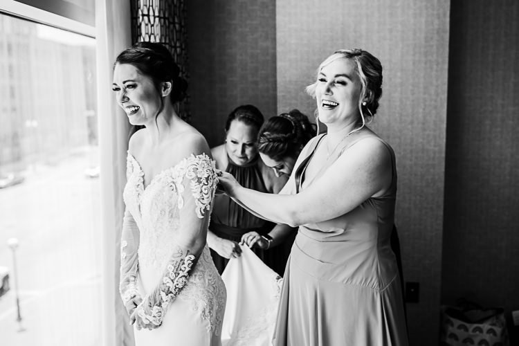 Maggie & Chris - Married - WEB - Nathaniel Jensen Photography - Omaha Nebraska Wedding Photographer-48.JPG