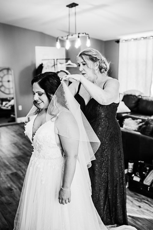 Kenzie & Robyn - Married - WEB - Nathaniel Jensen Photography - Omaha Nebraska Wedding Photographer-159.JPG