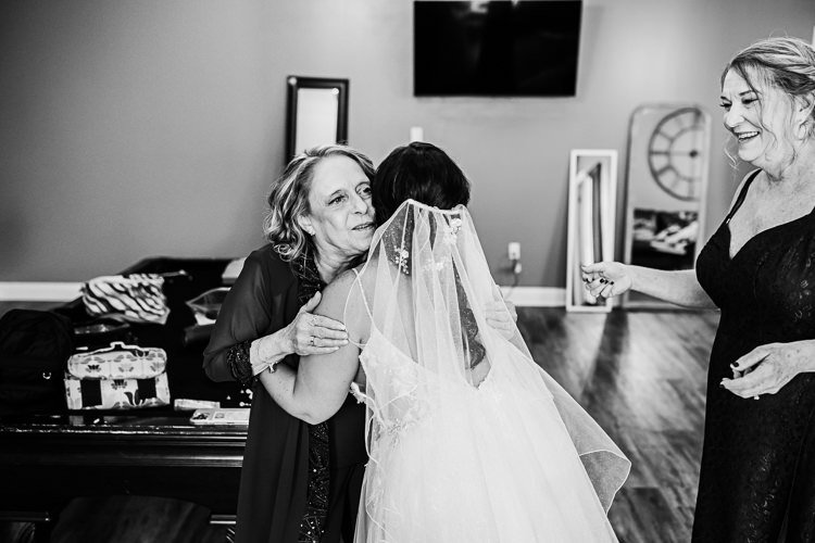 Kenzie & Robyn - Married - WEB - Nathaniel Jensen Photography - Omaha Nebraska Wedding Photographer-161.JPG