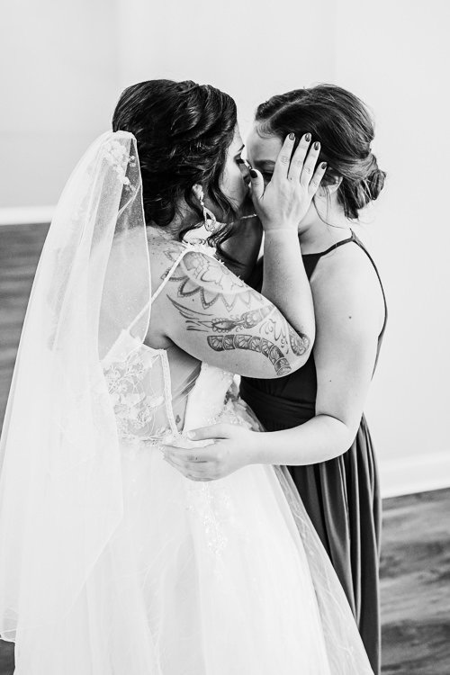 Kenzie & Robyn - Married - WEB - Nathaniel Jensen Photography - Omaha Nebraska Wedding Photographer-188.JPG