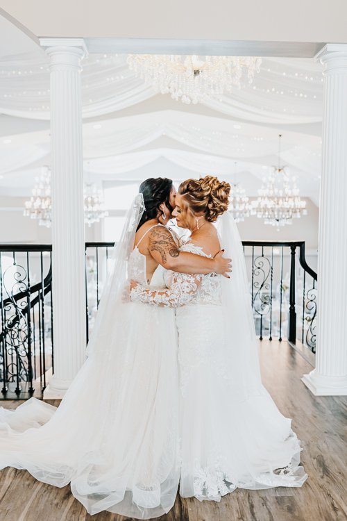 Kenzie & Robyn - Married - WEB - Nathaniel Jensen Photography - Omaha Nebraska Wedding Photographer-203.JPG