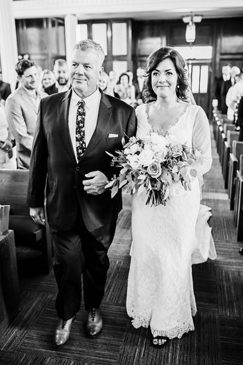 Erin & Noah - Married - WEB - Nathaniel Jensen Photography - Omaha Nebraska Wedding Photographer-140.JPG