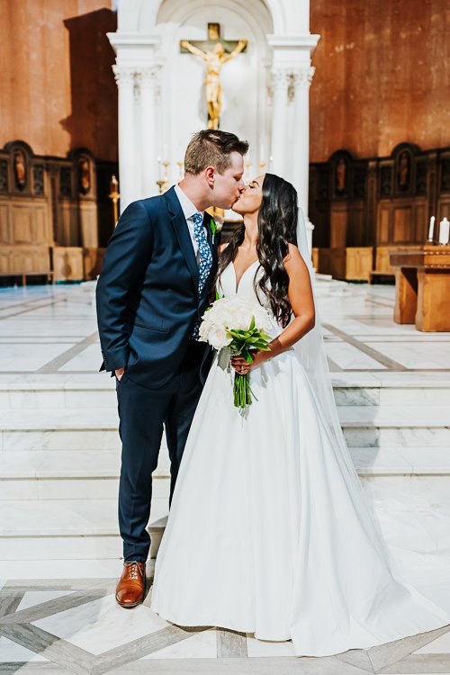 Molly & Ollie - Married - WEB - Nathaniel Jensen Photography - Omaha Nebraska Wedding Photographer-288.JPG