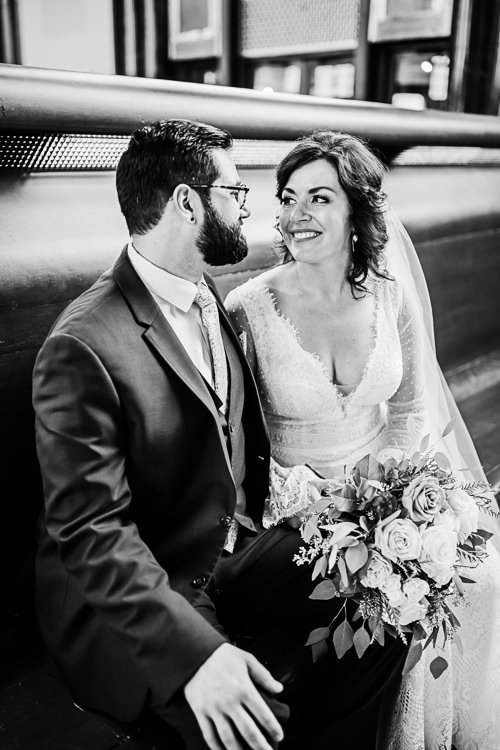 Erin & Noah - Married - WEB - Nathaniel Jensen Photography - Omaha Nebraska Wedding Photographer-384.JPG