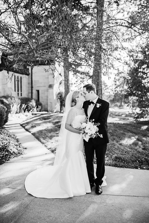 Maddie & Spencer - Married - WEB - Nathaniel Jensen Photography - Omaha Nebraska Wedding Photographer-155.JPG