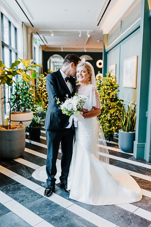 Maddie & Spencer - Married - WEB - Nathaniel Jensen Photography - Omaha Nebraska Wedding Photographer-273.JPG