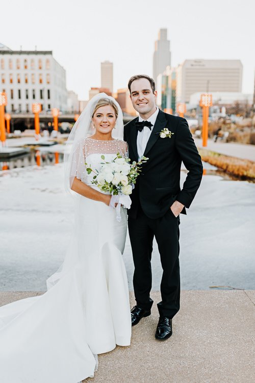 Maddie & Spencer - Married - WEB - Nathaniel Jensen Photography - Omaha Nebraska Wedding Photographer-339.JPG