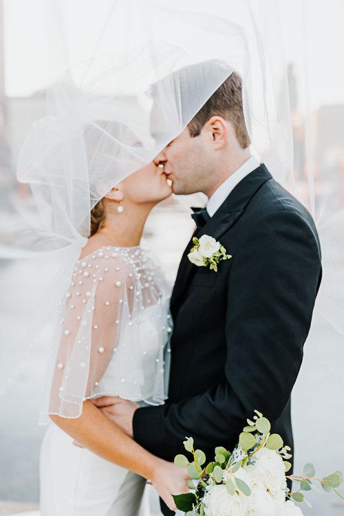 Maddie & Spencer - Married - WEB - Nathaniel Jensen Photography - Omaha Nebraska Wedding Photographer-367.JPG