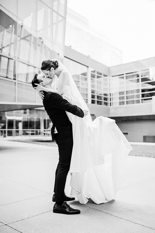 Chloe & Ryan - Married - WEB - Nathaniel Jensen Photography - Omaha Nebraska Wedding Photographer-411.JPG
