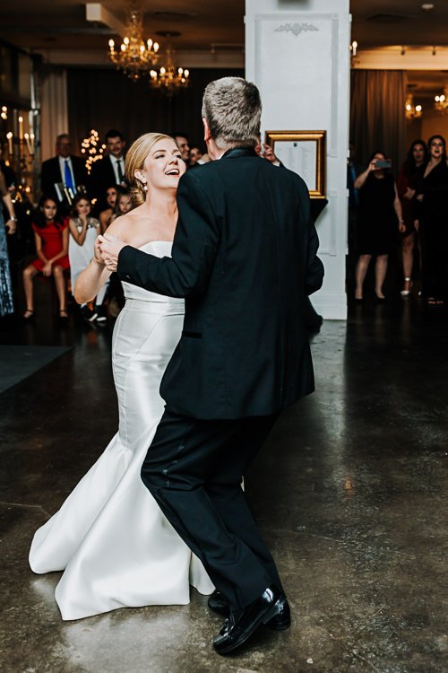 Maddie & Spencer - Married - WEB - Nathaniel Jensen Photography - Omaha Nebraska Wedding Photographer-549.JPG