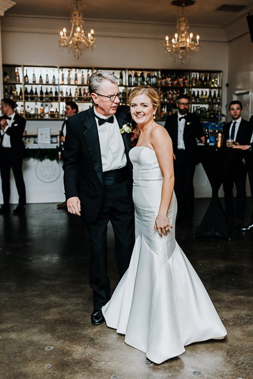 Maddie & Spencer - Married - WEB - Nathaniel Jensen Photography - Omaha Nebraska Wedding Photographer-556.JPG