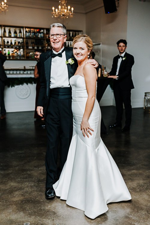Maddie & Spencer - Married - WEB - Nathaniel Jensen Photography - Omaha Nebraska Wedding Photographer-558.JPG