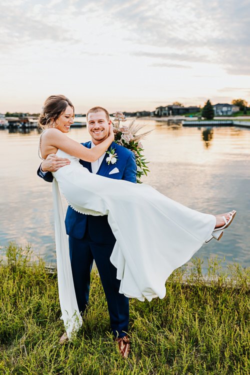 Vanessa & Nick - Married - WEB - Nathaniel Jensen Photography - Omaha Nebraska Wedding Photographer-522.JPG