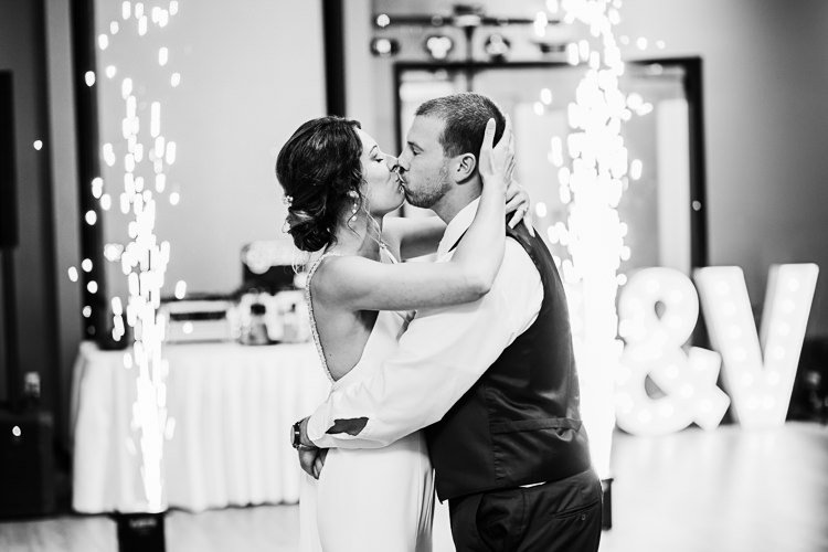 Vanessa & Nick - Married - WEB - Nathaniel Jensen Photography - Omaha Nebraska Wedding Photographer-675.JPG