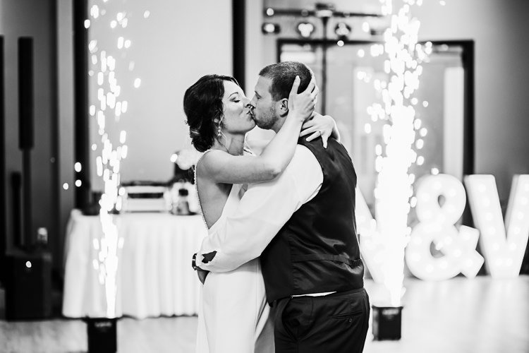 Vanessa & Nick - Married - WEB - Nathaniel Jensen Photography - Omaha Nebraska Wedding Photographer-677.JPG