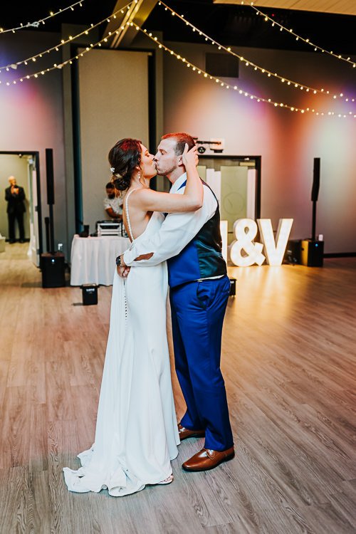 Vanessa & Nick - Married - WEB - Nathaniel Jensen Photography - Omaha Nebraska Wedding Photographer-688.JPG