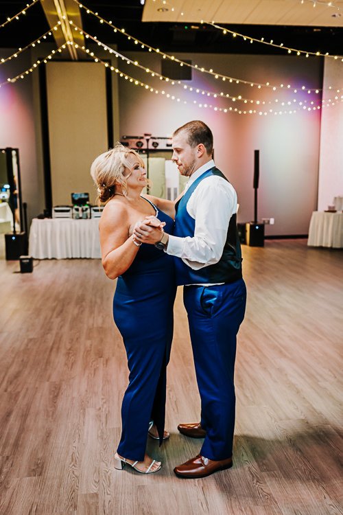 Vanessa & Nick - Married - WEB - Nathaniel Jensen Photography - Omaha Nebraska Wedding Photographer-706.JPG