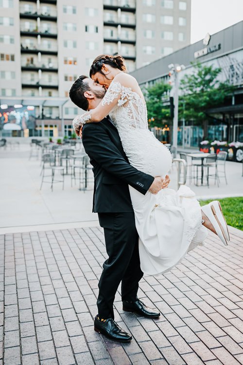 Maggie & Chris - Married - WEB - Nathaniel Jensen Photography - Omaha Nebraska Wedding Photographer-630.JPG