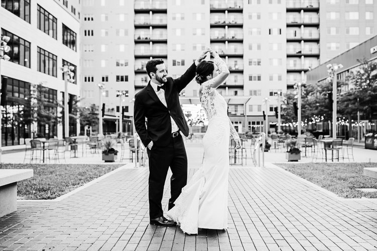 Maggie & Chris - Married - WEB - Nathaniel Jensen Photography - Omaha Nebraska Wedding Photographer-643.JPG